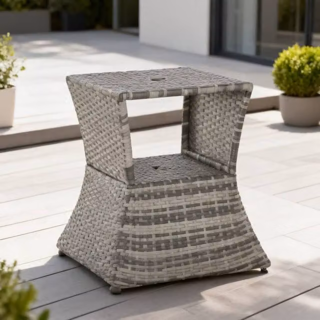 ERGOVEXA Grey Polyrattan Outdoor Coffee Table with UV-Resistant Square Design