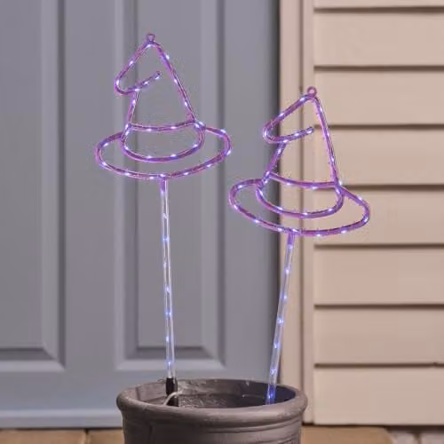 Lights4fun 2 Witches Hat LED Outdoor Halloween Stake Lights in Purple and Black – 2