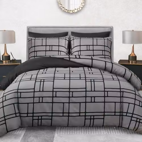 Pamposh 4 Piece King Size Reversible Microfibre Duvet Cover Set with Black Fitted Sheet, Graphic Design, All Seasons Bedding Set – 4