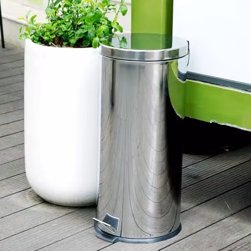 Gr8 Home 30 Litre Stainless Steel Foot Pedal Bin with Soft Close Lid and Removable Inner Bucket in Silver – 4