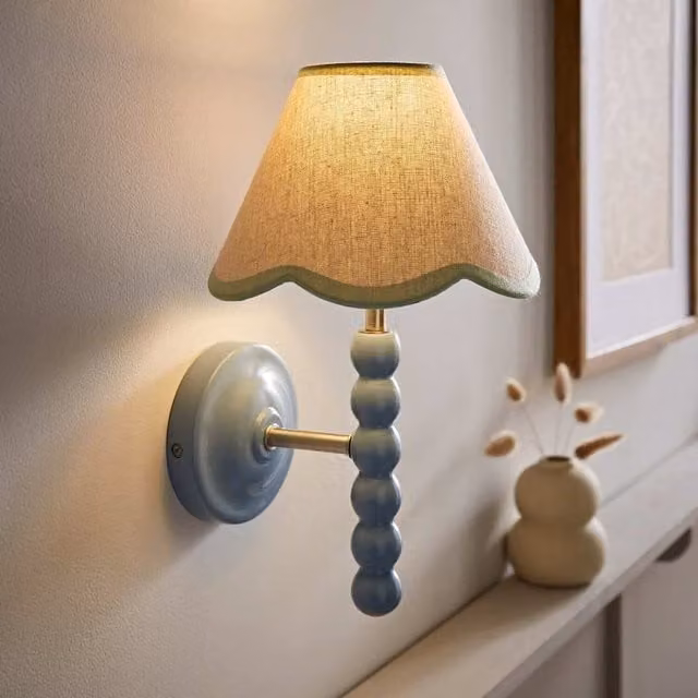 ValueLights Bobbins Pastel Wall Light with Trim Scallop Shade in Green