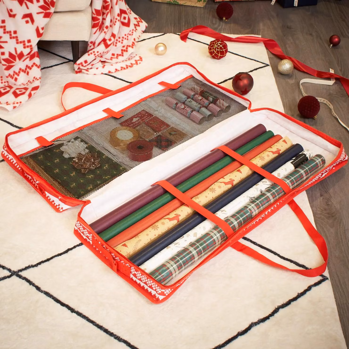 OHS Nordic Christmas Wrapping Paper Storage Organiser Bag in Red and White – 7
