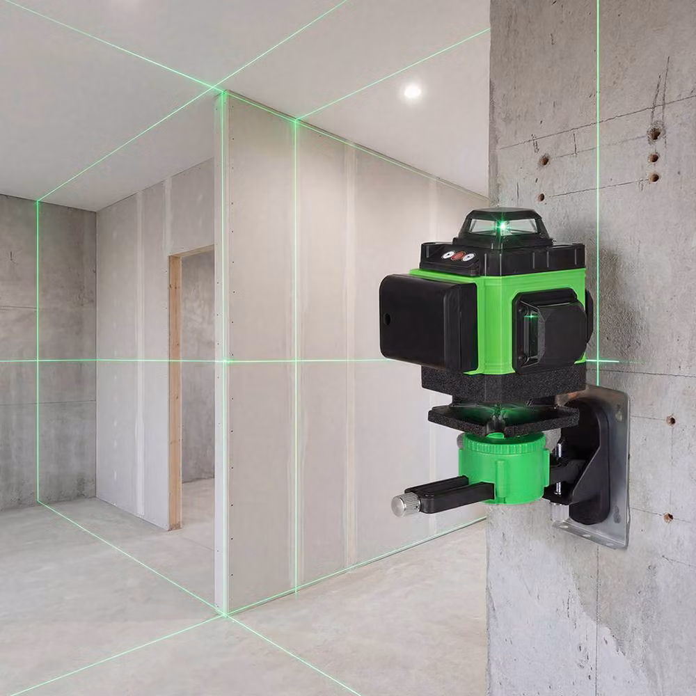 Traderight 16 Line 4D Green Cross Line Self Leveling Laser Level with Tripod, 2 x 2400mAh Rechargeable Batteries and Remote Control – 3
