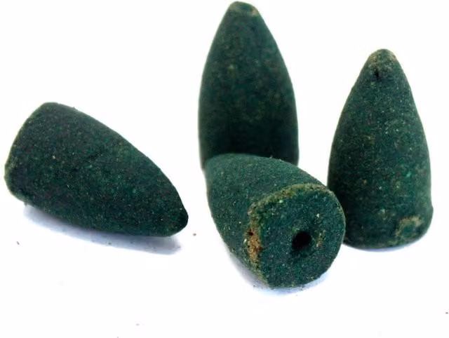 Aromatica Natural Patchouli Backflow Incense Cones, Green