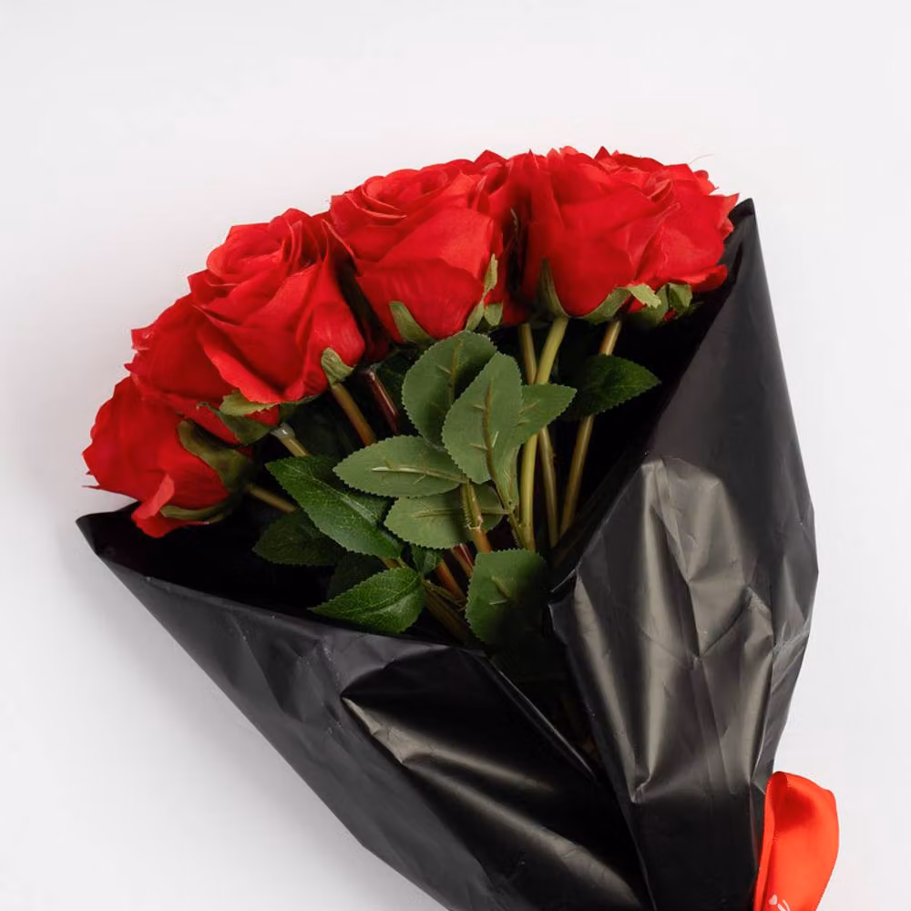 Scottish Everlastings Ltd Red Rose Bouquet, 40 cm – 1