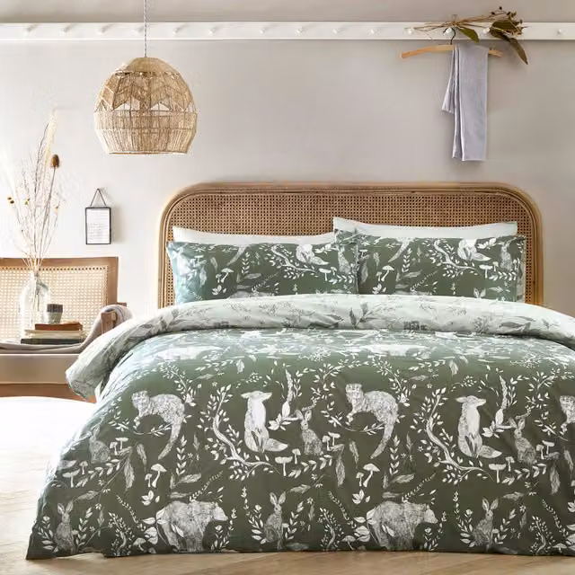 Make it a Home Buckthorn Woodland Reversible Floral Duvet Cover Set, Green, W: 180 cm, H: 200 cm