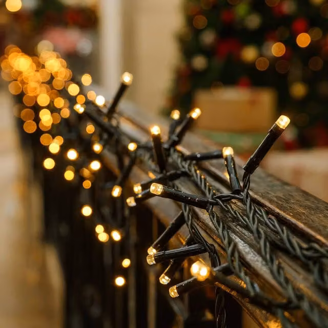 Voltico 400 LED Cool White Chaser Christmas String Lights, 12m