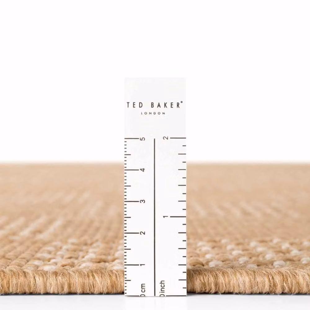 Ted Baker Dorothy Flatweave Indoor Outdoor Rug with Checkerboard Design in Beige, W/D/H: 120 x 170 cm – 3