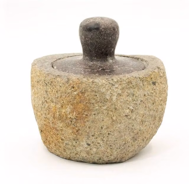 KDMD Natural Riverstone Grounding Pot, Brown, W/D/H: 12.8 x 12.0 x 12.0 cm