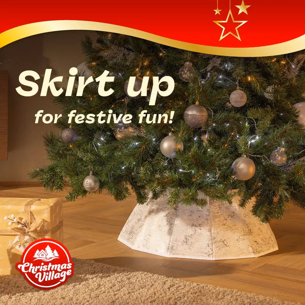 Christmas Village Geometric Diamond Velvet Christmas Tree Skirt in Red and White, Diameter: 68 cm – 2