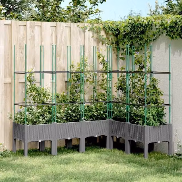 Berkfield Home Garden Planter with Trellis in Light Grey, W: 160 cm, D: 120 cm, H: 142.5 cm