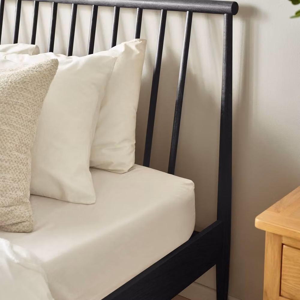 Cheshire Magnolia Black Spindle Bed Frame, Double (W: 135 cm, L: 190 cm) – 3