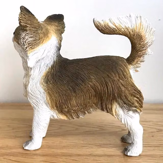 Leonardo Animal Crackers Long Hair Chihuahua Dog Figurine in White, Green and Multicolour – 4