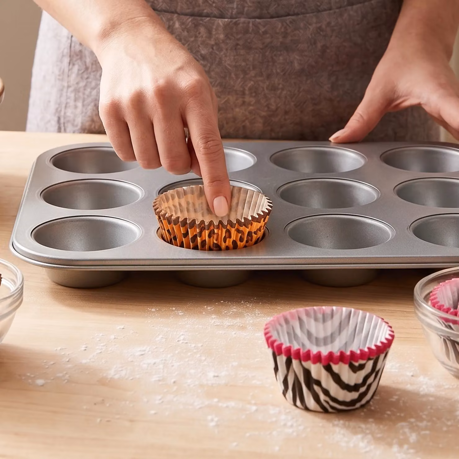 Orsina Mini Animal Print Paper Cupcake Cases, 100 Greaseproof Bake Wrappers, Multicolour – 2