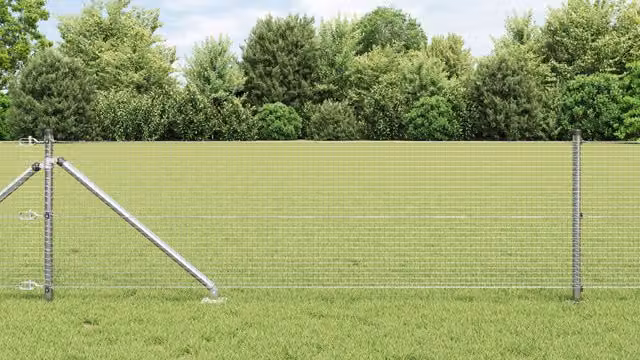 Berkfield Home Galvanised Steel Welded Wire Fence with 13 Spike Posts in Silver, W: 0.4 m, L: 50 m