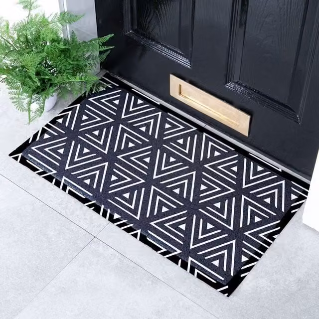 Artsy Mats Black Geometric Triangles Indoor and Outdoor Doormat, W: 70 cm, D: 40 cm – 1