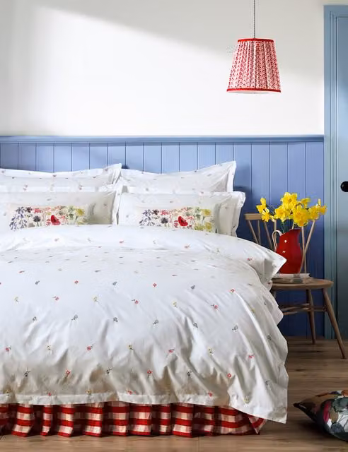 Bluebellgrey White Floral Embroidered Cotton Percale Bedding Set, W/D/H: 200 x 200 cm