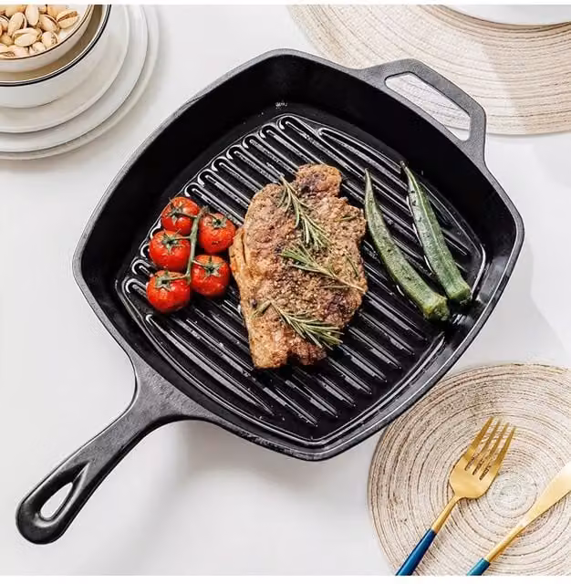 Living and Home Rectangular Cast Iron Grill Pan, 27 cm, Black