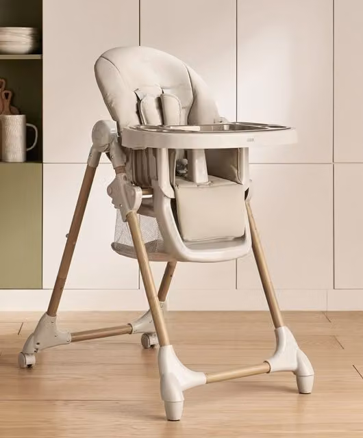 Mamas & Papas Snax Highchair in Truffle Brown and Beige with Reclining Insert and Castors