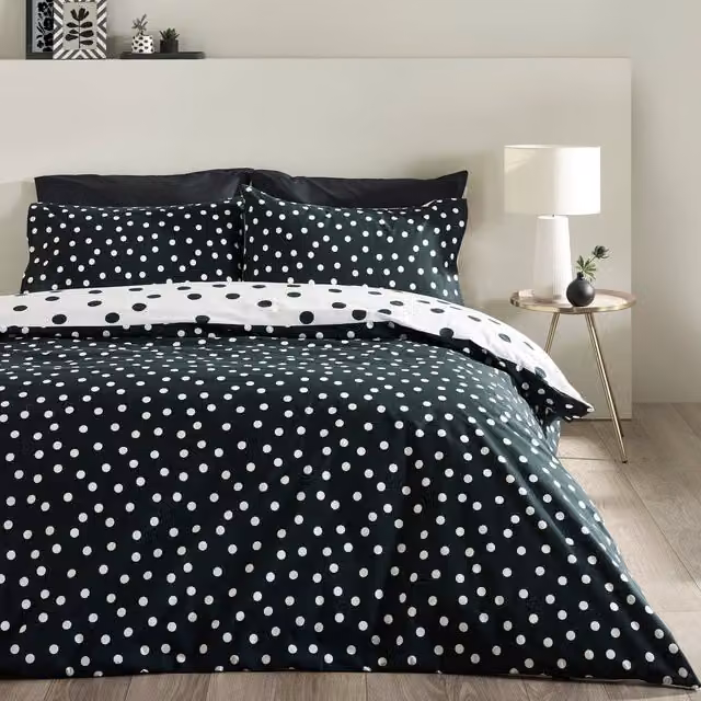 Catherine Lansfield Reversible Polka Dot Duvet Cover Bedding Set in Black and White