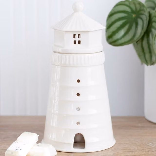 KDMK White Ceramic Heart and Home Tabletop Tealight Oil Burner