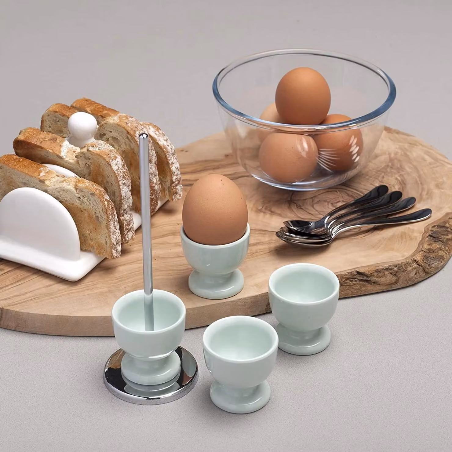 Zeal Stack and Store Egg Cup Set of 4 with Chrome Stand in Green Melamine – 2