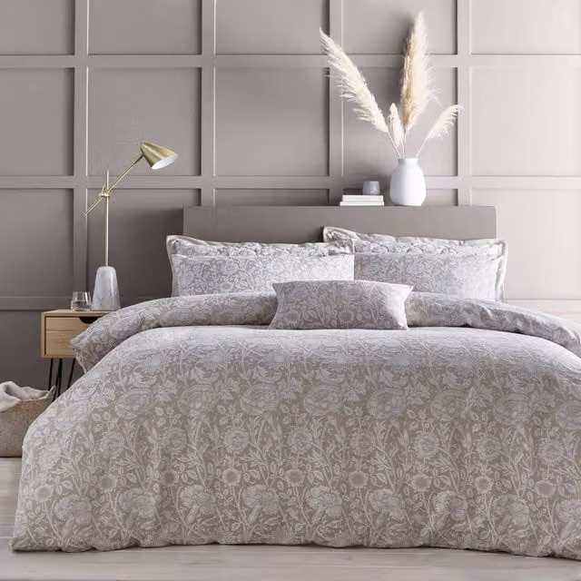 Portfolio Home Chatsworth Floral Jacquard Duvet Cover and Pillowcase Set in Beige/Sand, W/D/H: 200 x 200 cm with Pillowcase 50 x 75 cm