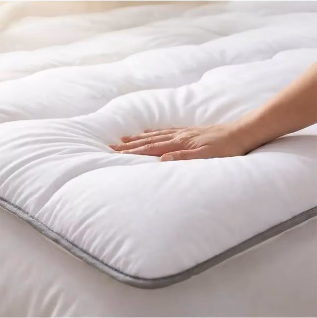 Living and Home Microfibre Comfort Mattress Protector in White, W/D/H: 90 x 200 cm