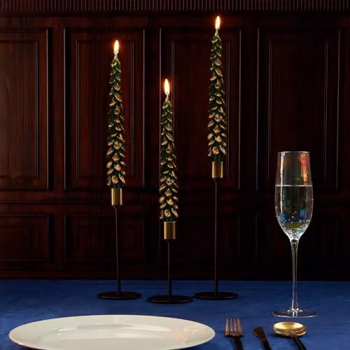 Deco Express Christmas Tree Dinner Candle Set in Green and Gold – 4