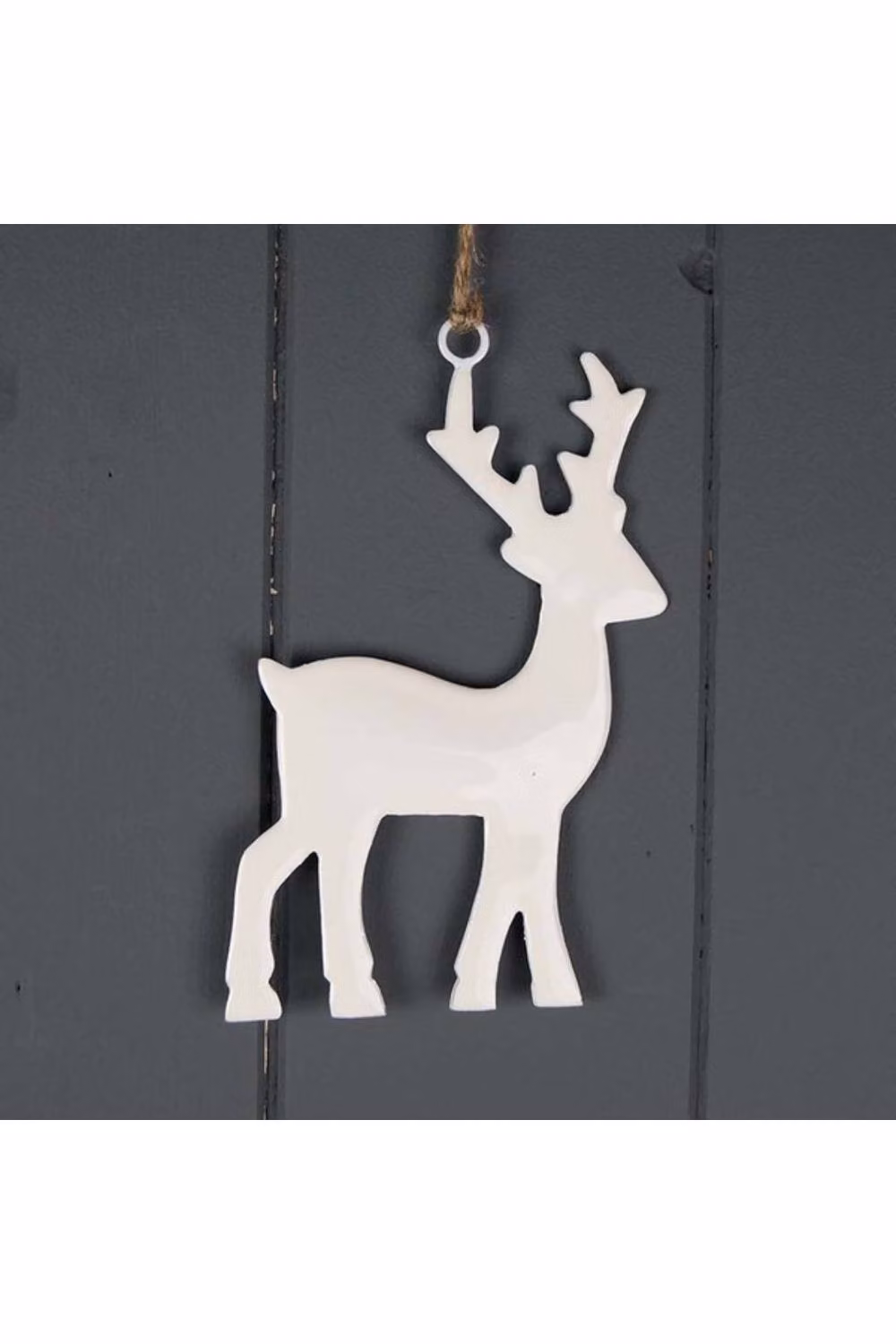 KDMD Glossy Hanging Enamelled Reindeer Figure in White – 2
