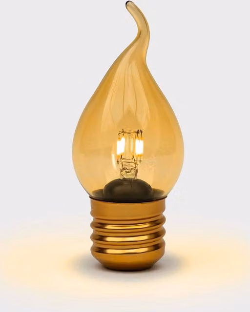 Suck UK Cordless LED Candle Lightbulb with Flicker Effect, USB Rechargeable, Gold/Brass – 1