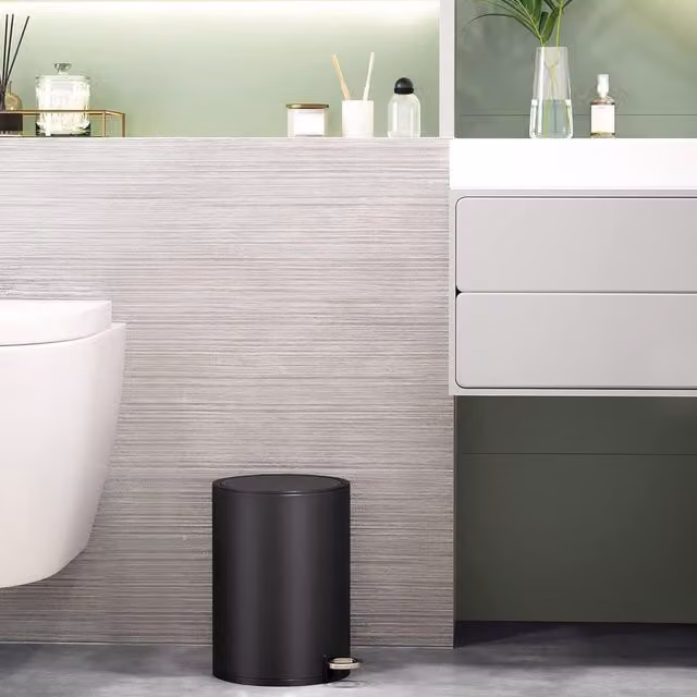 SONGMICS 3L Soft-Close Pedal Bathroom Bin with Lid and Removable Inner Bucket, Black
