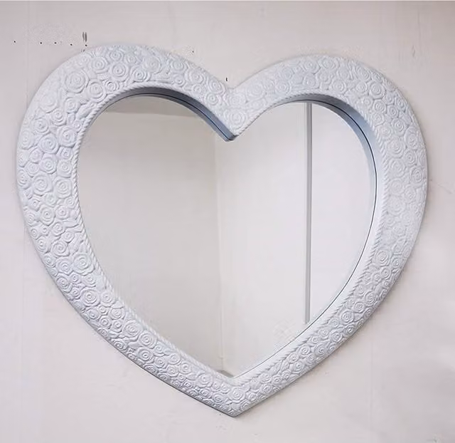 DEENZ Antique Style White Heart Shape Designer Floral Wall Mirror