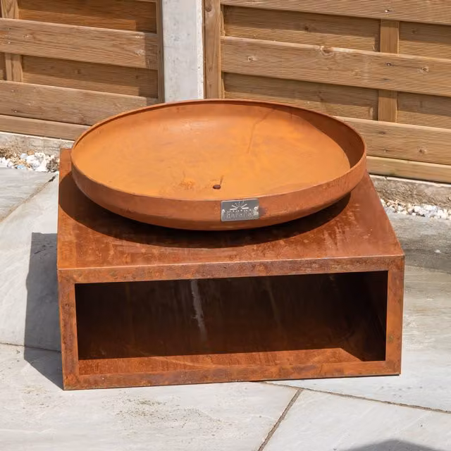 Samuel Alexander Tierra Outdoor Steel Firebowl and Log Store in Brown, Diameter: 37 cm