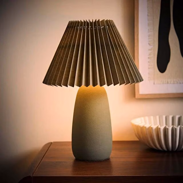 Taggie Origami Ceramic Table Lamp in Green