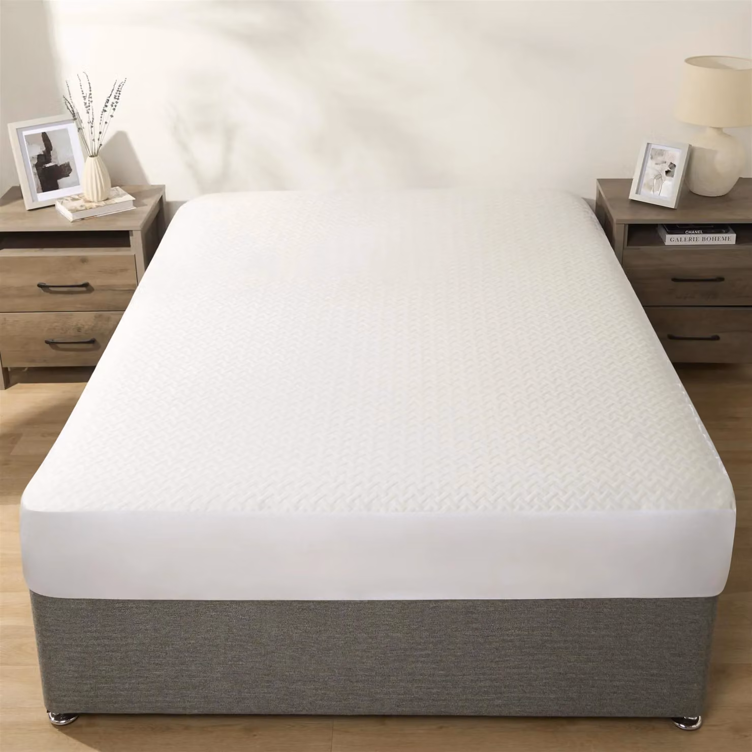 OHS Cooling and Breathable King Size Mattress Protector Topper Fitted Sheet in White, W: 180 cm, L: 200 cm – 2