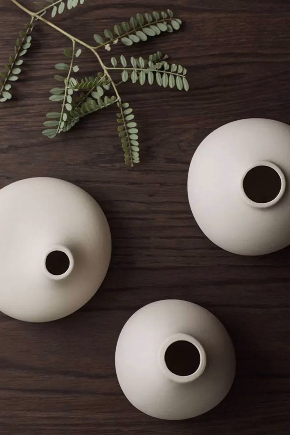 Blomus Nona Set of 3 White Porcelain Tabletop Vases – 3