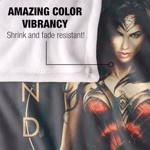 LOGOVISION Wonder Woman Armed and Dangerous Super Soft Silky Touch Fleece Throw Blanket, Multicolour, W/D/H: 152 x 127 cm – 3