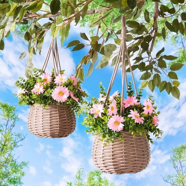 Coopers of Stortford Set of 2 Artificial Daisy Hanging Baskets in Multicolour Rattan Style – 1