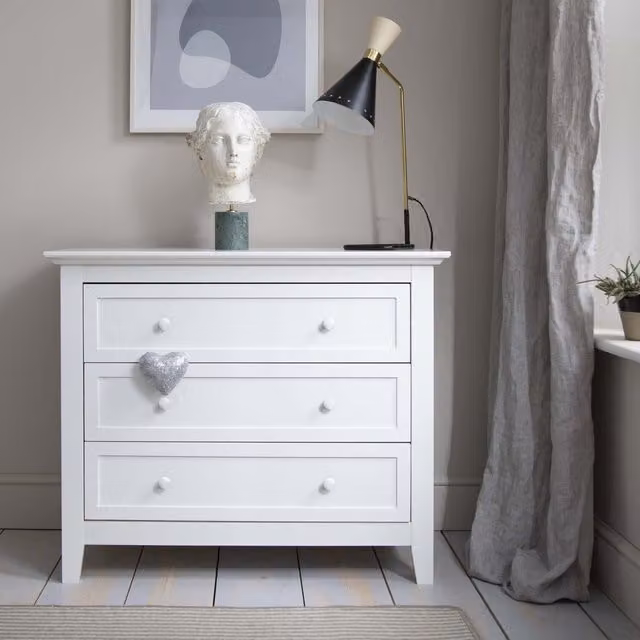 Noa and Nani Modern White Freestanding Chest of Drawers