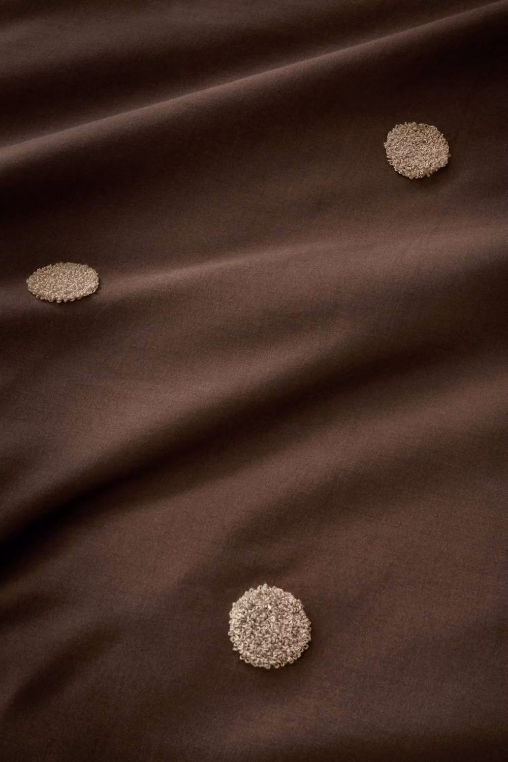 Appletree Dot Garden 100% Cotton Embellished Duvet Cover Set in Brown, W/D/H: 200 x 200 cm – 2
