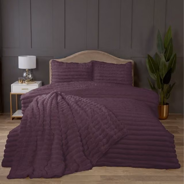 Rapport Home Chunky Ribbed Plush Duvet Cover and Pillowcase Set in Burgundy, Single (90 x 200 cm)