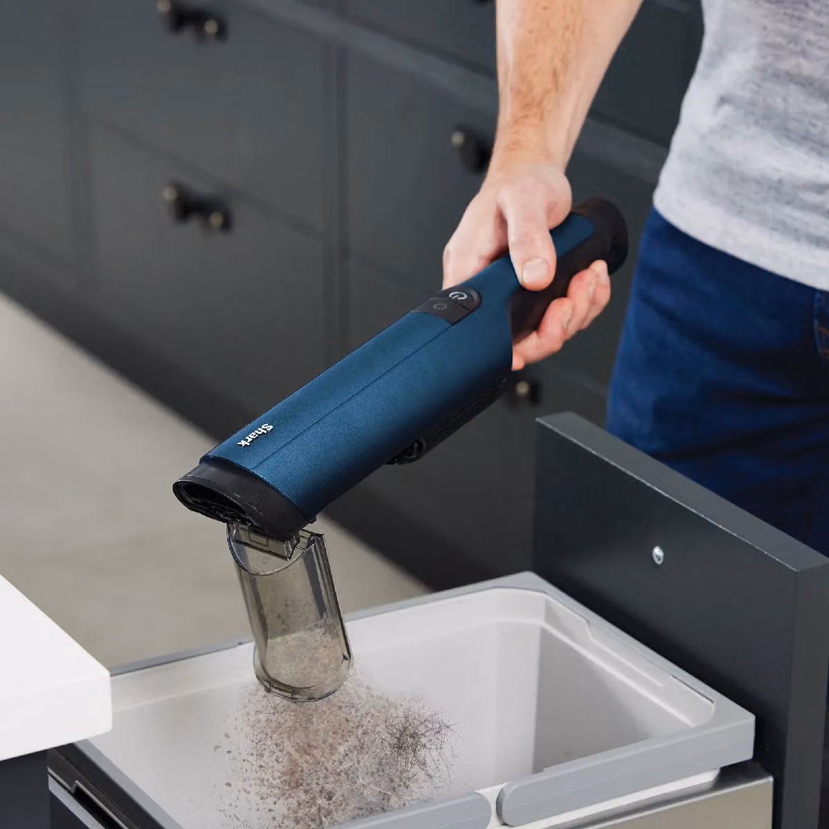 Shark WandVac 2.0 Cordless Handheld Vacuum Cleaner in Blue with Rechargeable Battery and Charging Station – 13