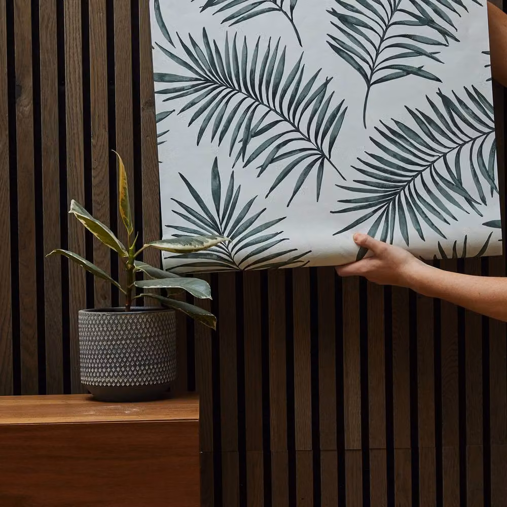 Superfresco Easy Scandi Leaf Botanical Wallpaper in White and Green – 3