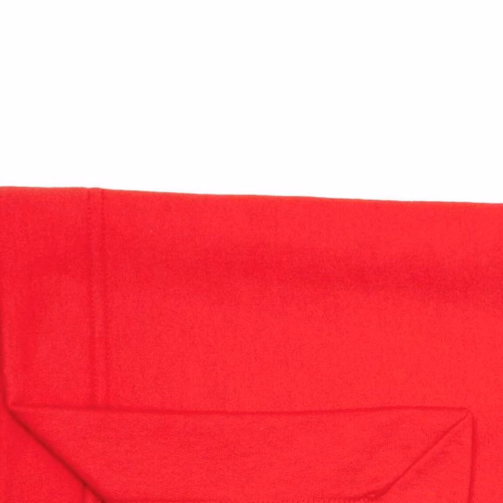Gildan Heavy Blend Unisex Fleece Stadium Blanket in Red – 2