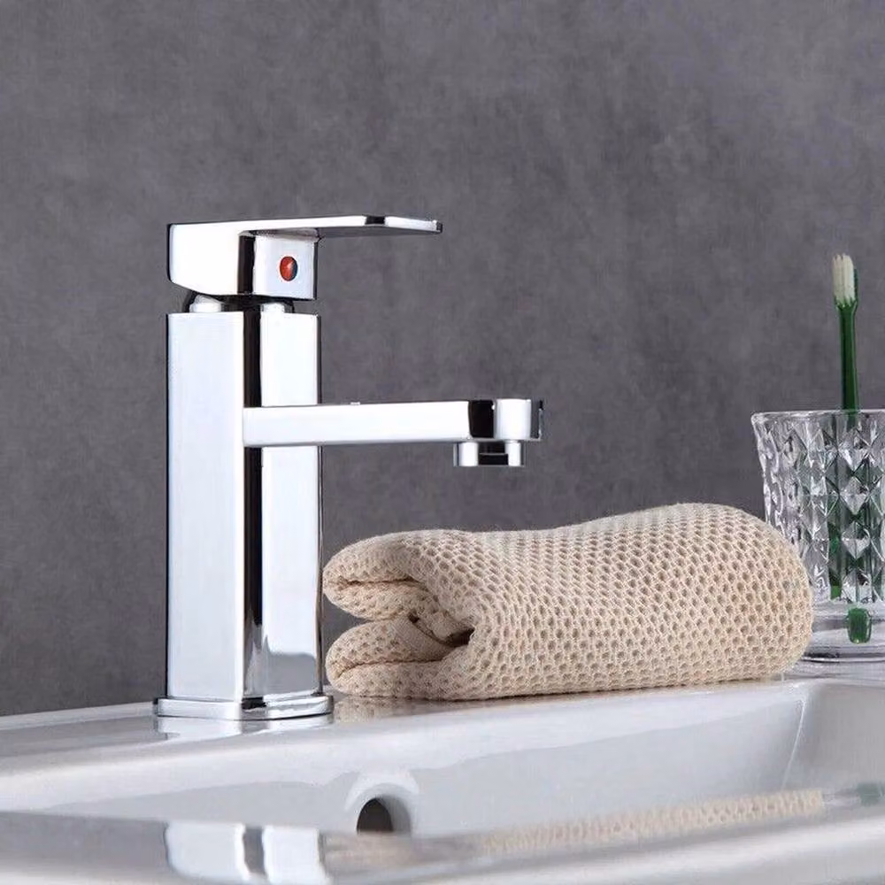 FLAVORA Chrome Mono Lever Basin Mixer Tap in Metallic Silver – 2
