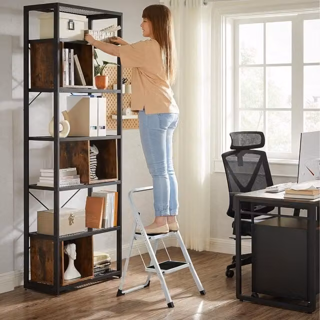 SONGMICS Foldable Steel Step Ladder in White