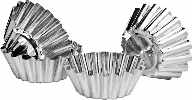 Orsina Diva Set of Four Round Tinplate Cake Moulds in Silver