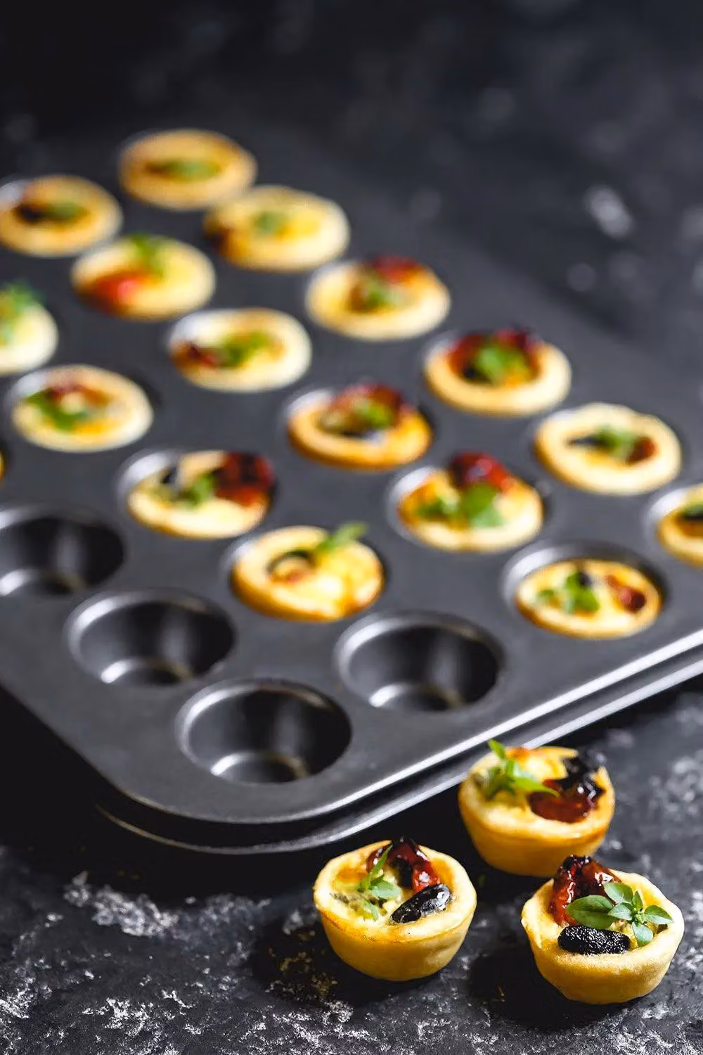 MasterClass Non-Stick 24 Hole Mini Muffin Tray, Carbon Steel, Grey, W: 35 cm, D: 27 cm – 3