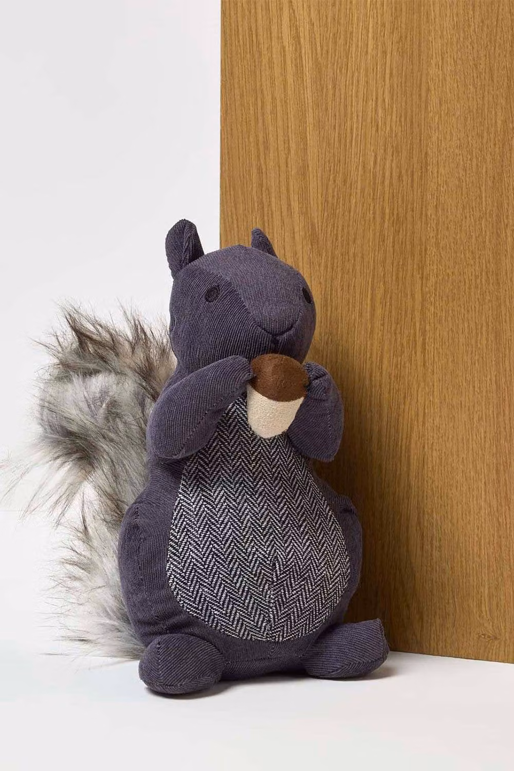 HOMESCAPES Decorative Squirrel Weighted Door Stops, Set of 2, Brown and Grey – 3